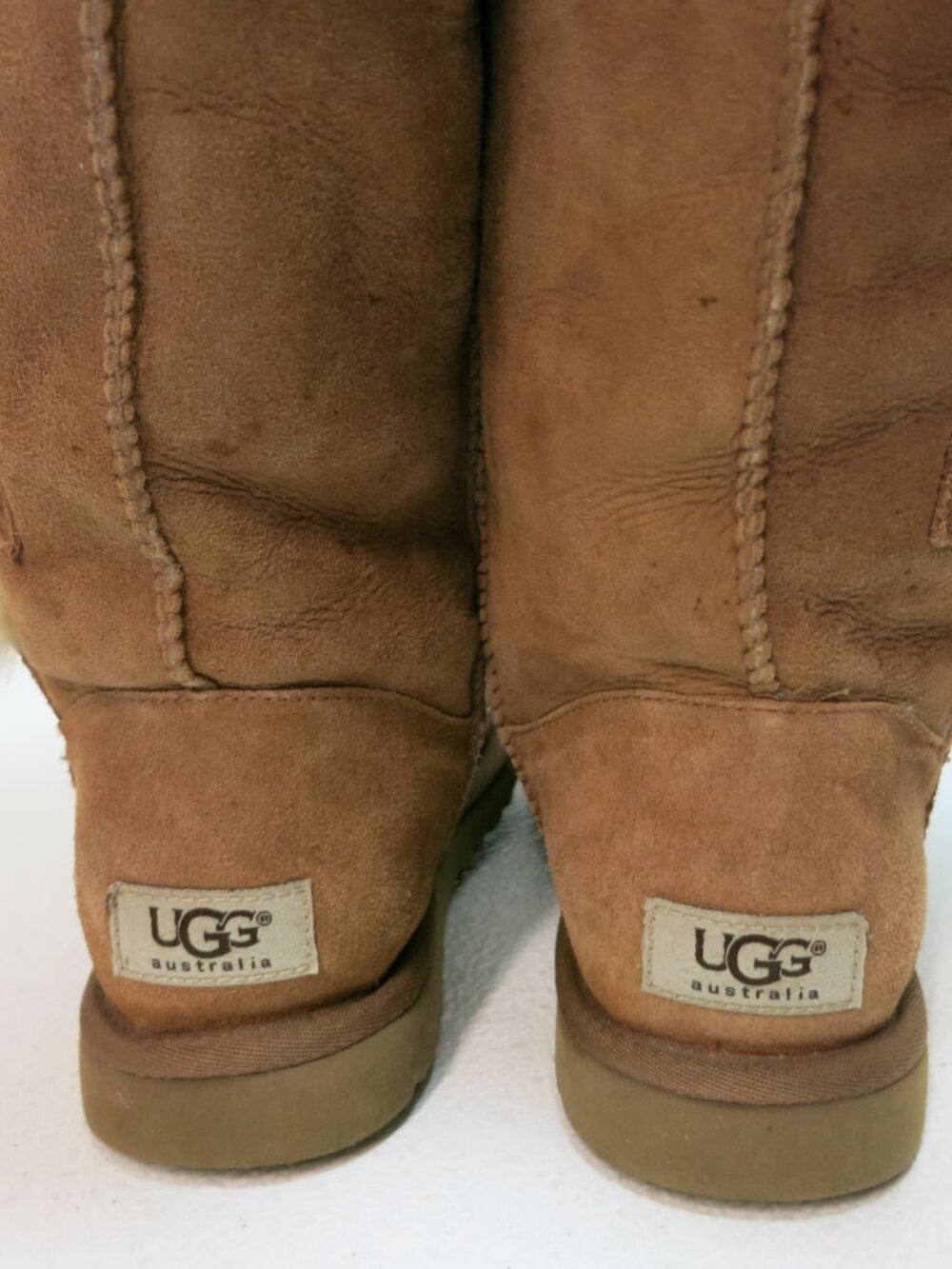 UGG Insulated 1873 Triplet Button Bailey Australia Winter Footwear Women's Sz 6 - Picture 6 of 7